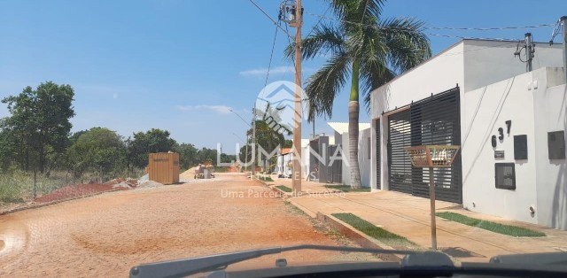 Lote 360 m²